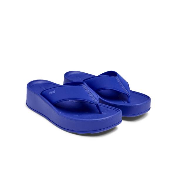 Shop The BFF+ in Blue | Platform Flip Flop | TWOOBS